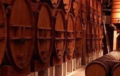 酒窖環(huán)境監(jiān)測(cè)中應(yīng)用的溫濕度傳感器