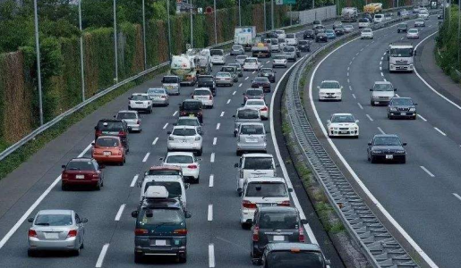 超聲波傳感器在汽車行業(yè)的應(yīng)用—智能停車場