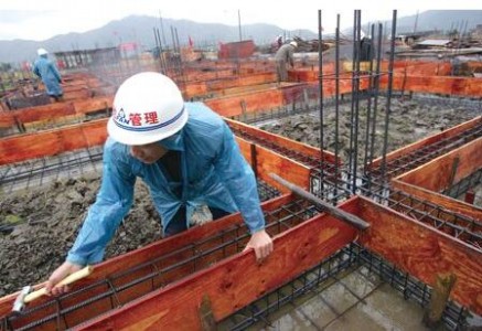 內(nèi)置傳感器的新型智能頭盔實時檢測身體指標